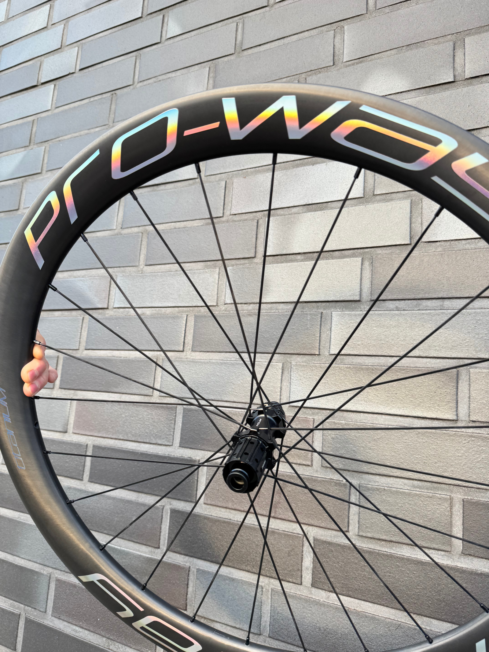 Koła karbonowe PRO-WAY NEW TITANIUM 50mm RAINBOW 🌈 Ultralight Ratchet 36T waga od 1350g! - obrazek 6